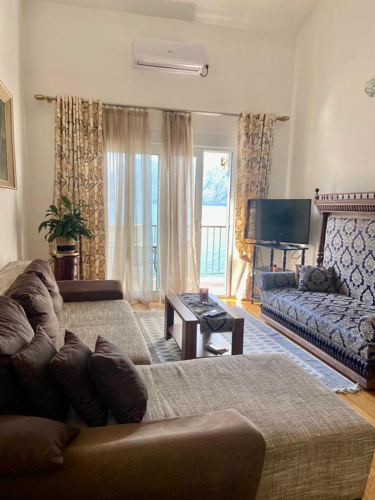 Apartment Ivanisevic 2 Котор Экстерьер фото
